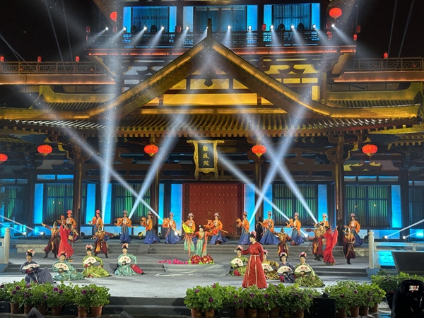 古韵今风共融 第41届中国洛阳牡丹文化节开幕式上演盛世隋唐